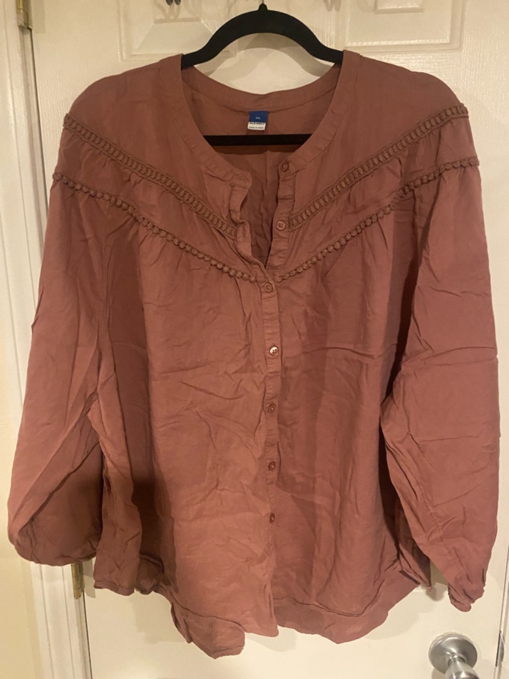 Old Navy Mauve Button-Front Peasant Blouse
